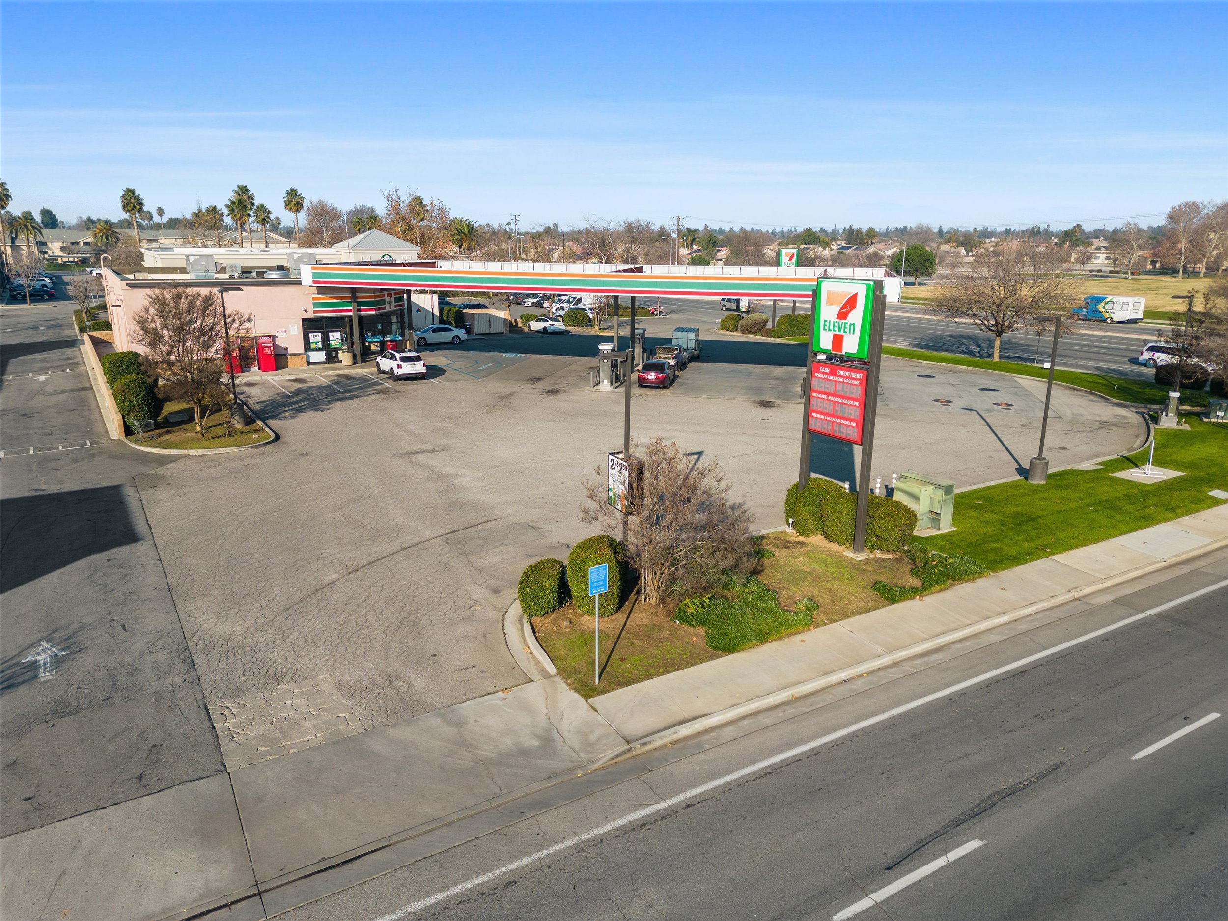 4101 Calloway Dr, Bakersfield, CA 93312
