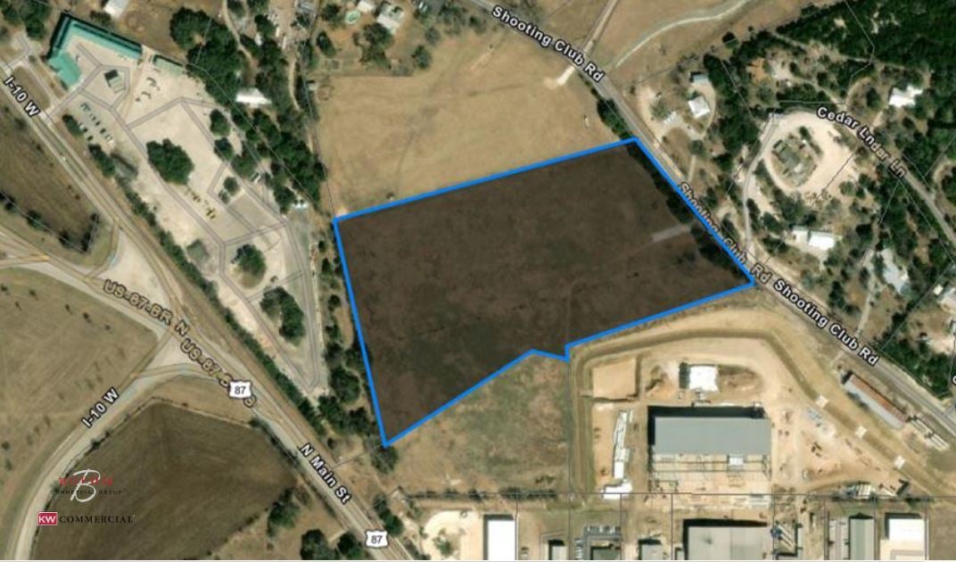 42 Shooting Club Rd, Boerne, TX 78006