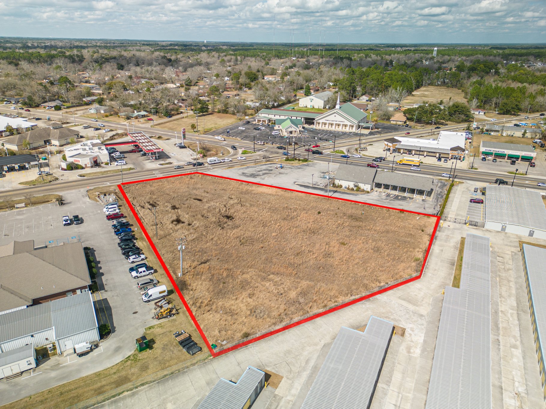 14165 Dedeaux Rd, Gulfport, MS 39503