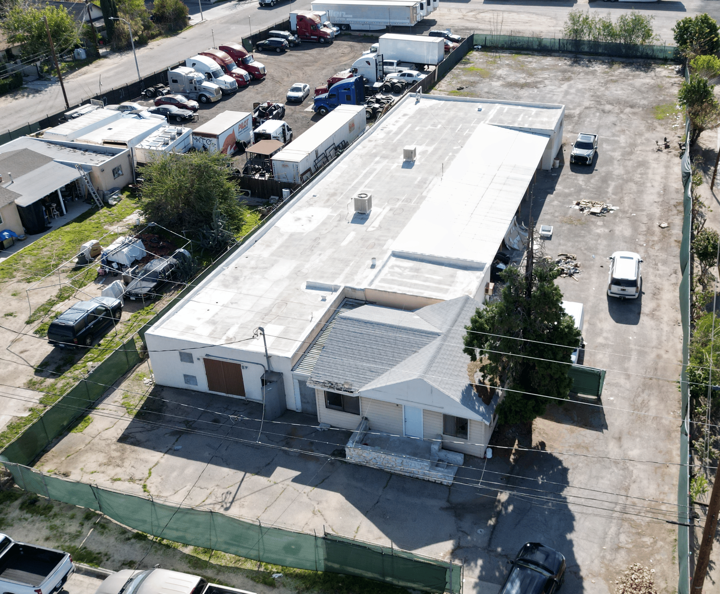 703 E Santa Fe St, San Bernardino, CA 92408