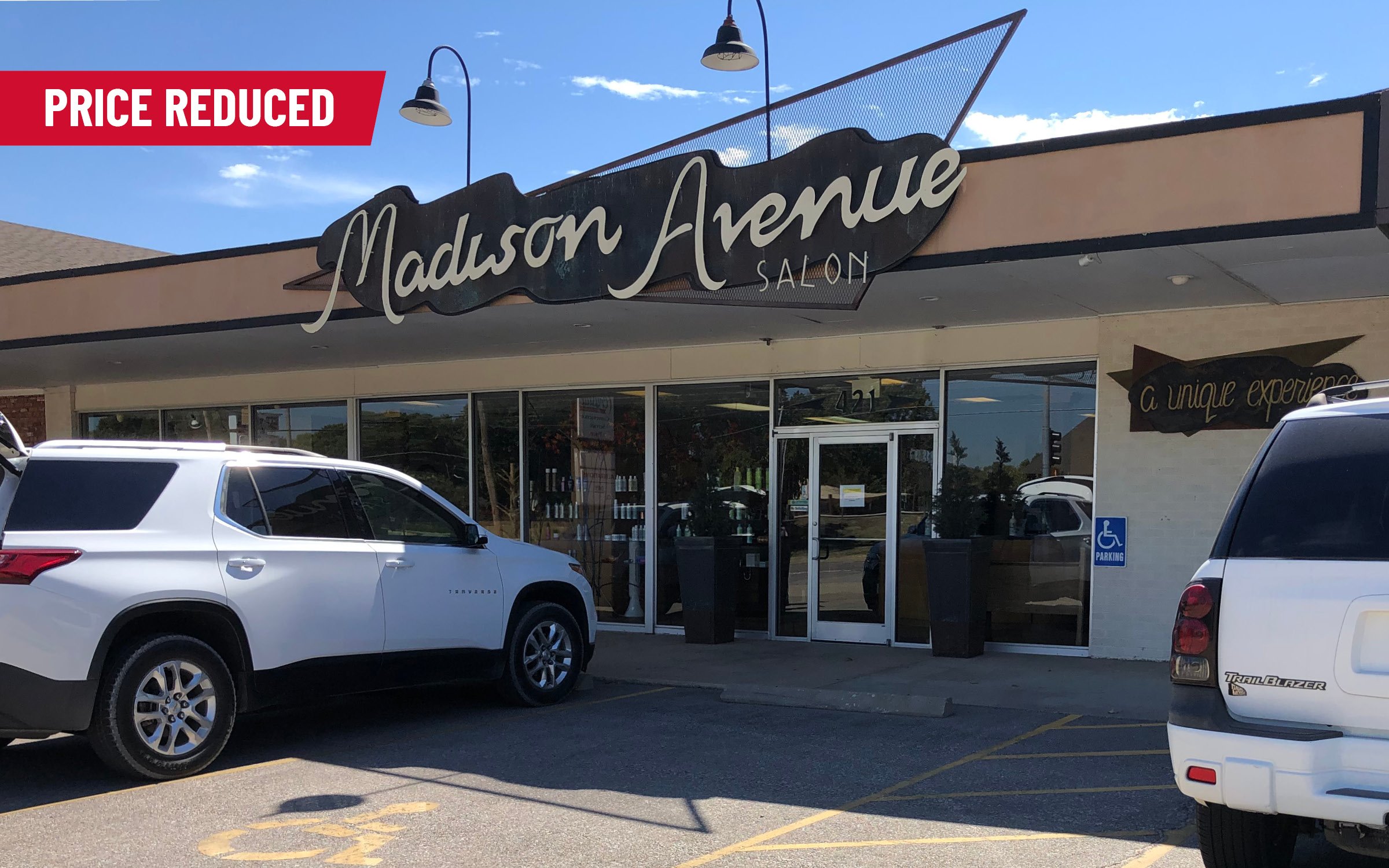 421 E Madison Ave, Derby, KS 67037
