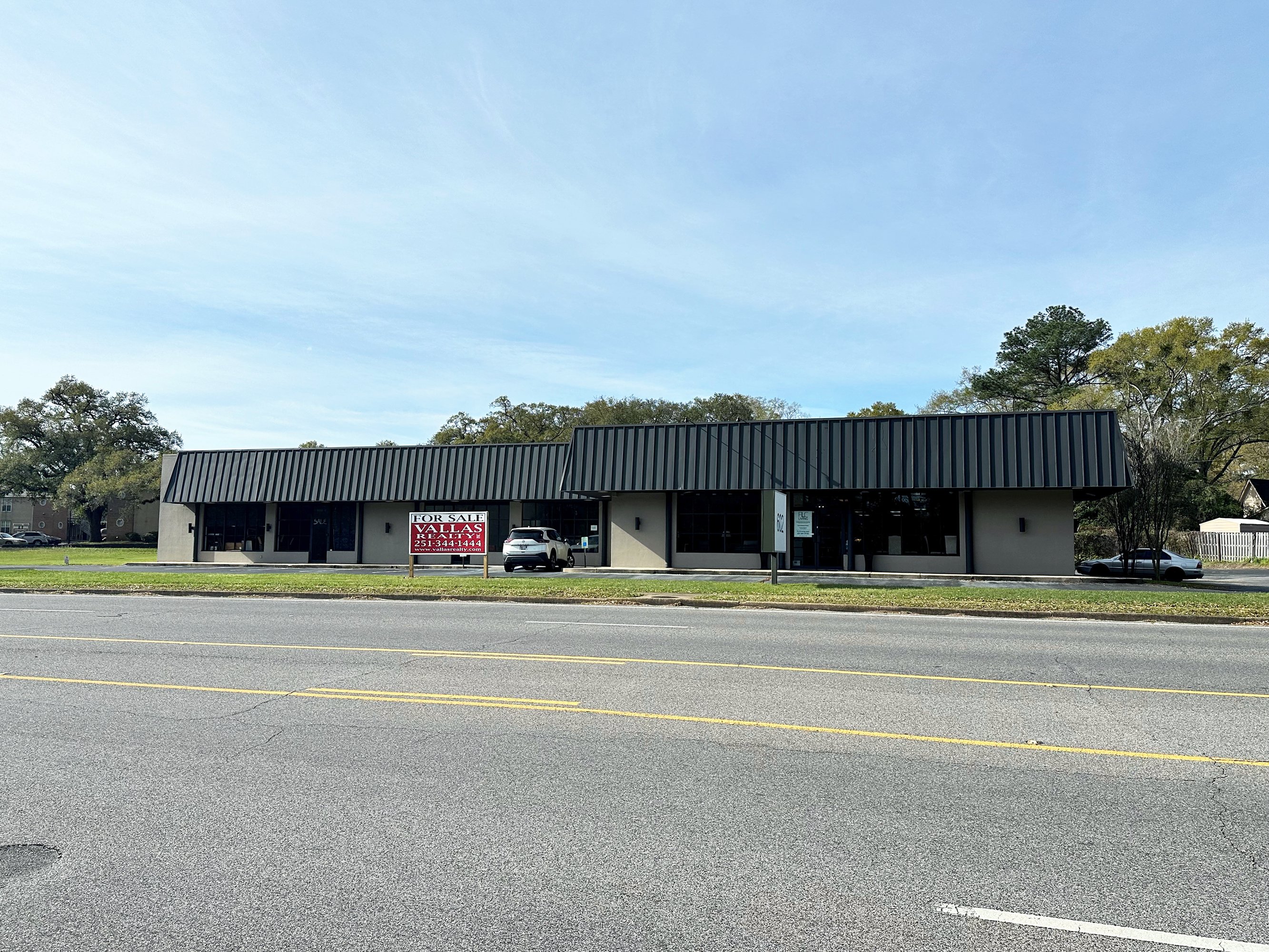 602 Azalea Rd, Mobile, AL 36609