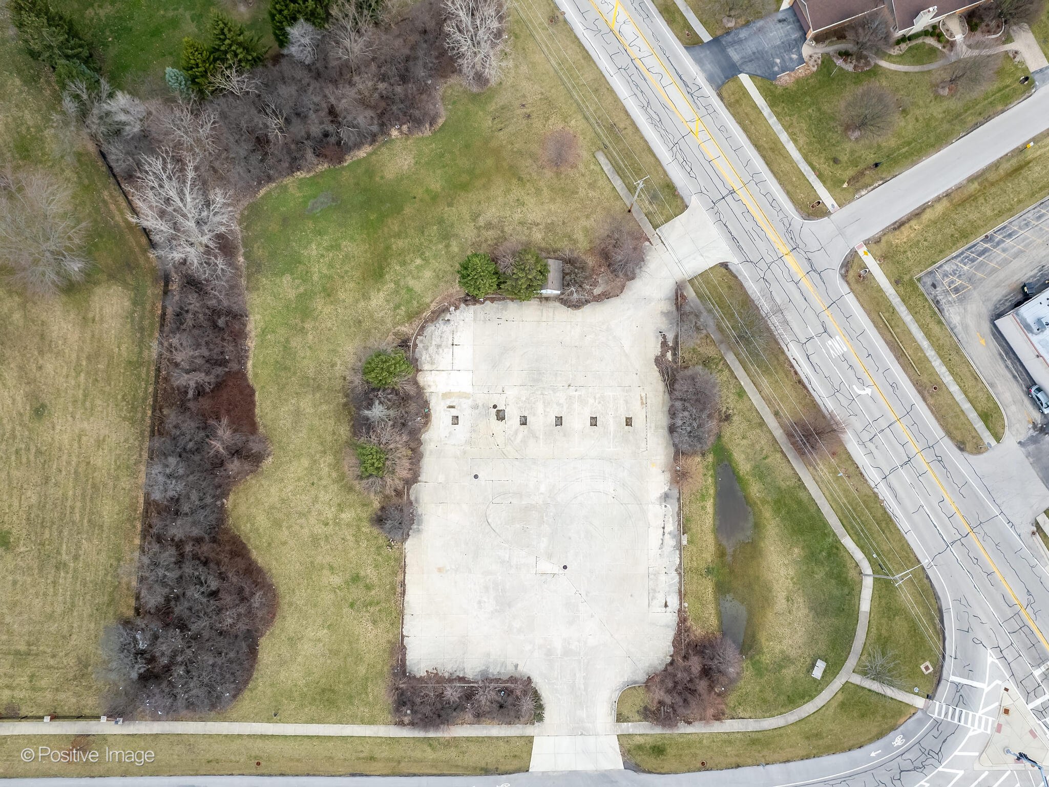 1297 Mccarthy Rd, Lemont, IL 60439