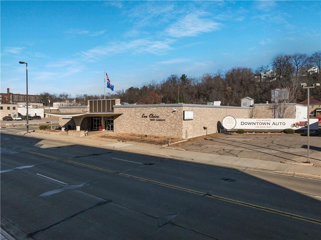 701 Farwell St, Eau Claire, WI 54701