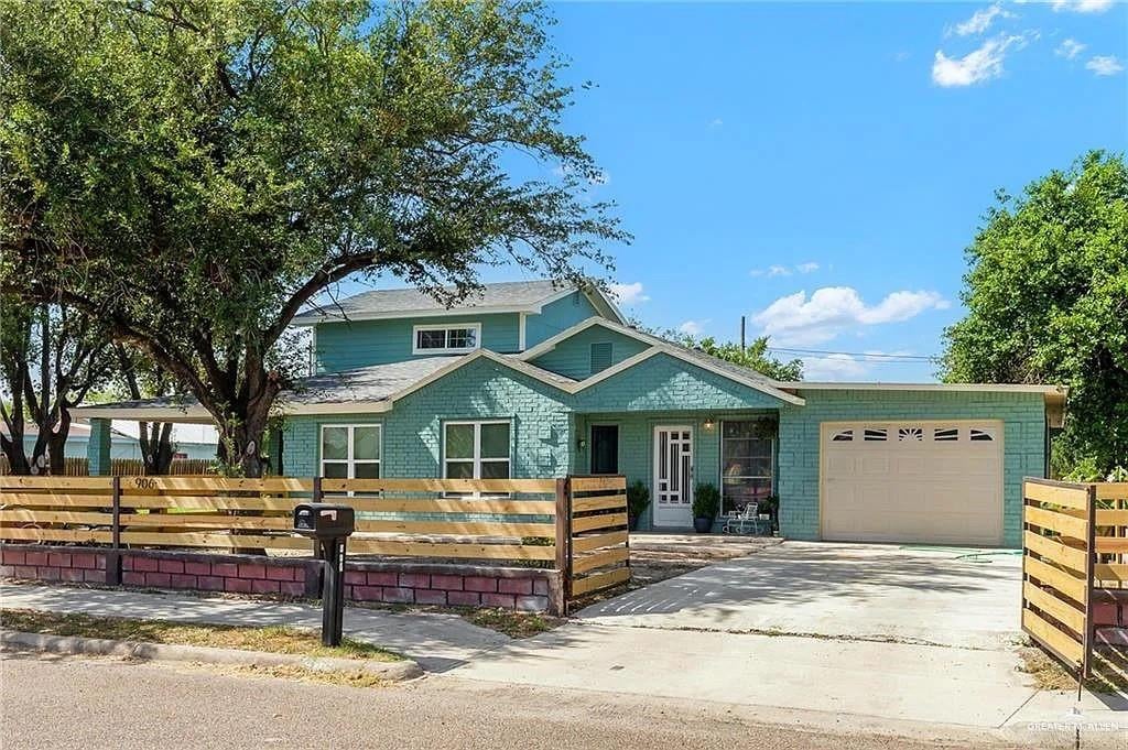 906 E Van Week St, Edinburg, TX 78541