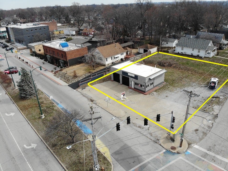 10801 E Winner Rd, Independence, MO 64052