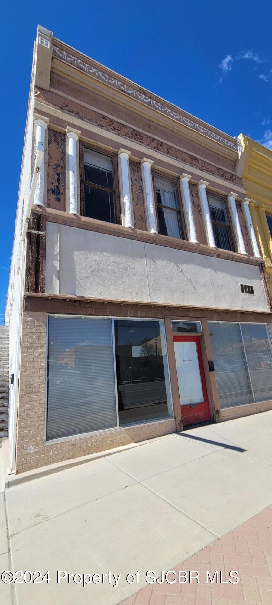 123 S Main Ave, Aztec, NM 87410