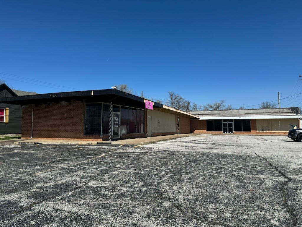 1075 E Commercial St,Unit springfield MO, Springfield, MO 65803