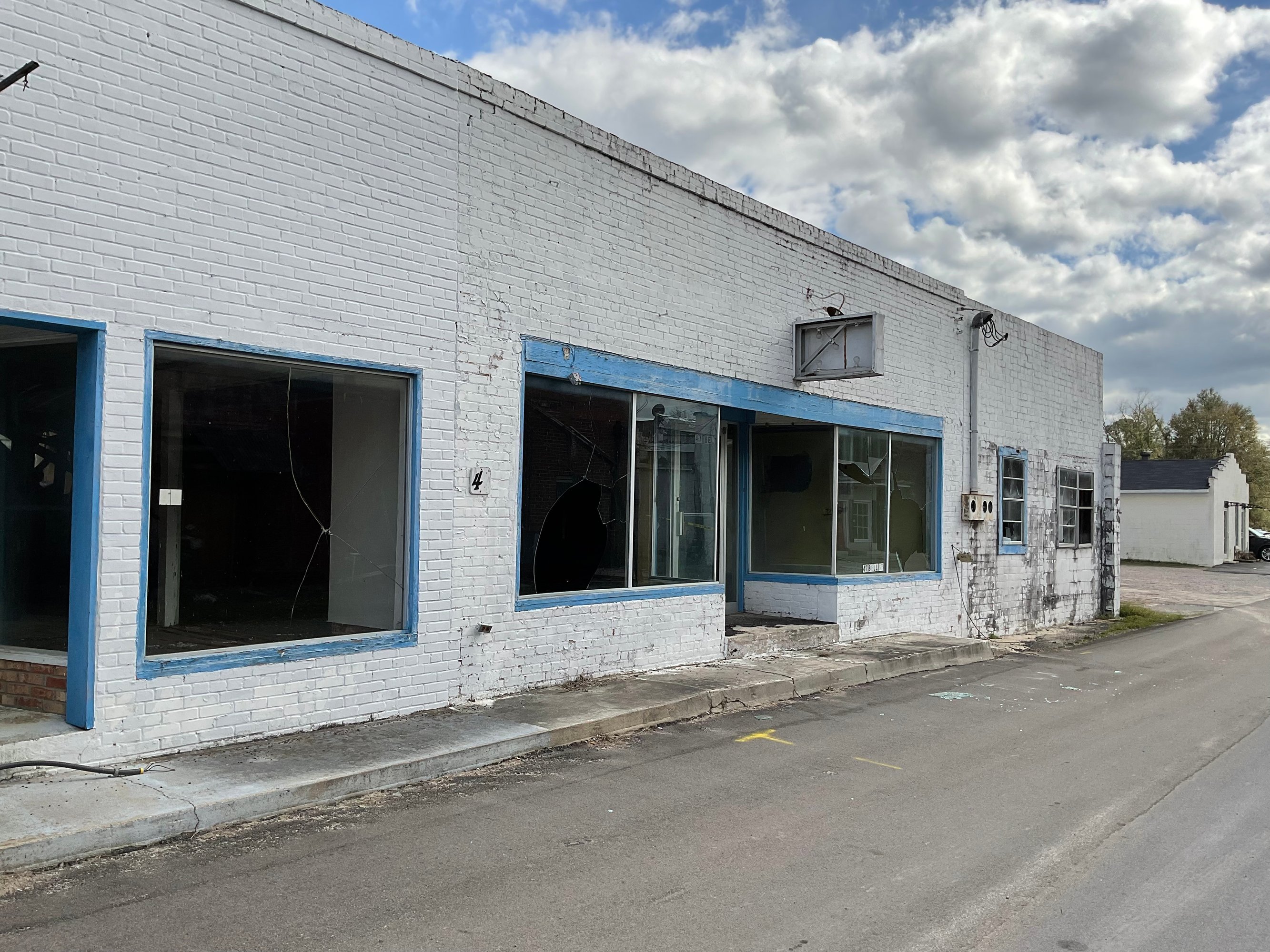 45 Bell St, Bamberg, SC 29003