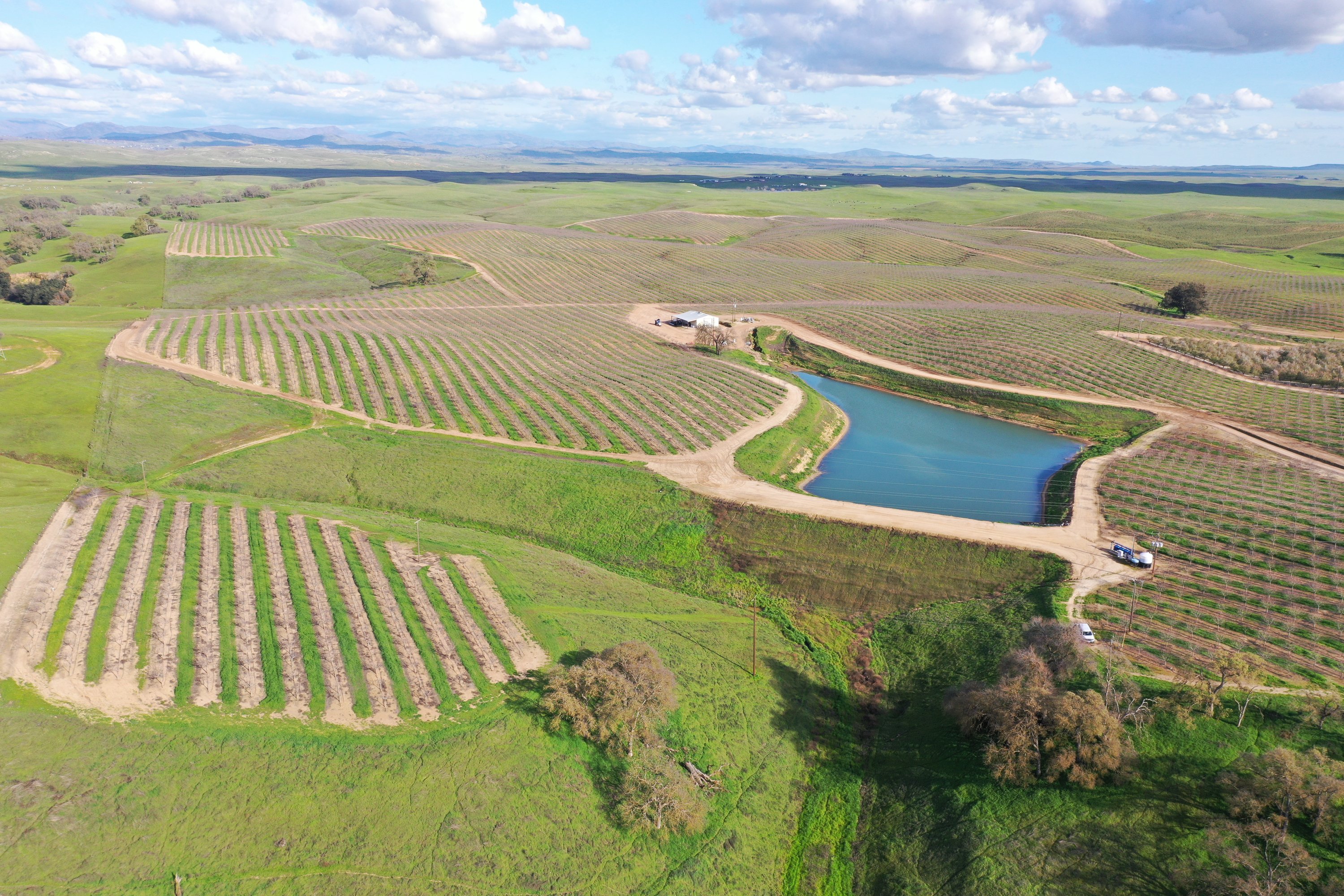 27554 Lake Rd, La Grange, CA 95329