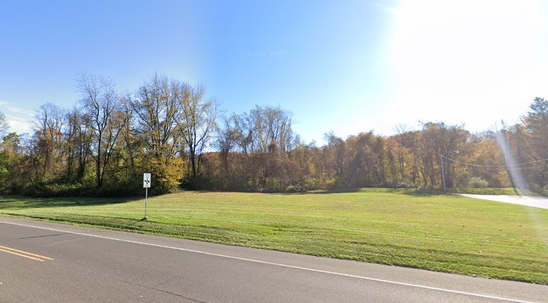 910 W Penn Ave, Robesonia, PA 19551