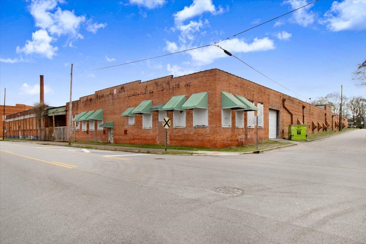 611 Goldsboro St S, Wilson, NC 27893