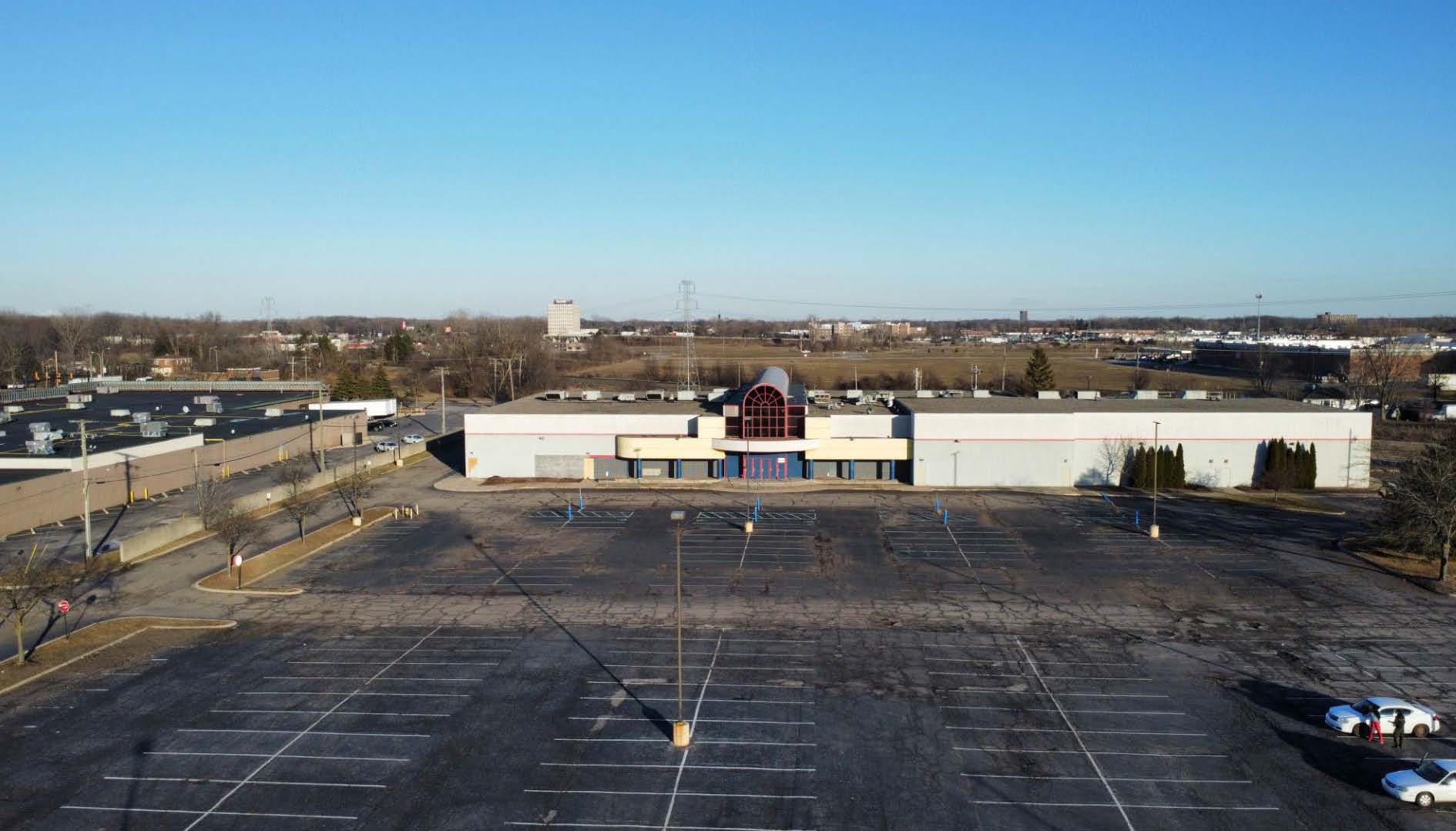22265 Eureka Rd, Taylor, MI 48180