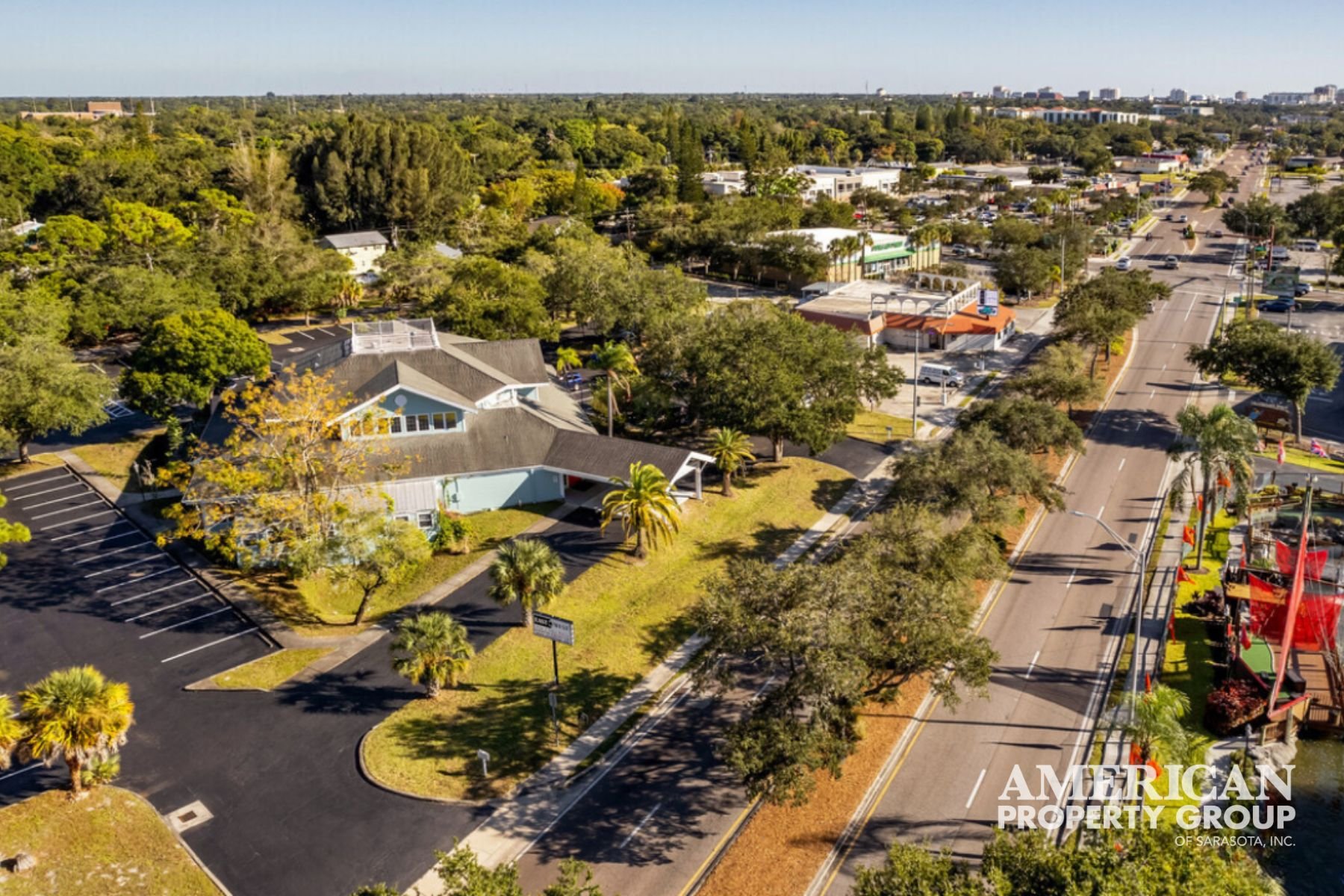 3808 N Tamiami Trl, Sarasota, FL 34234