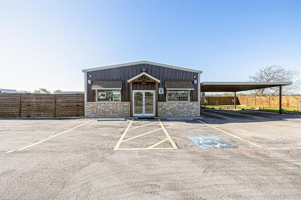 1000 Highway 67 E, Alvarado, TX 76009