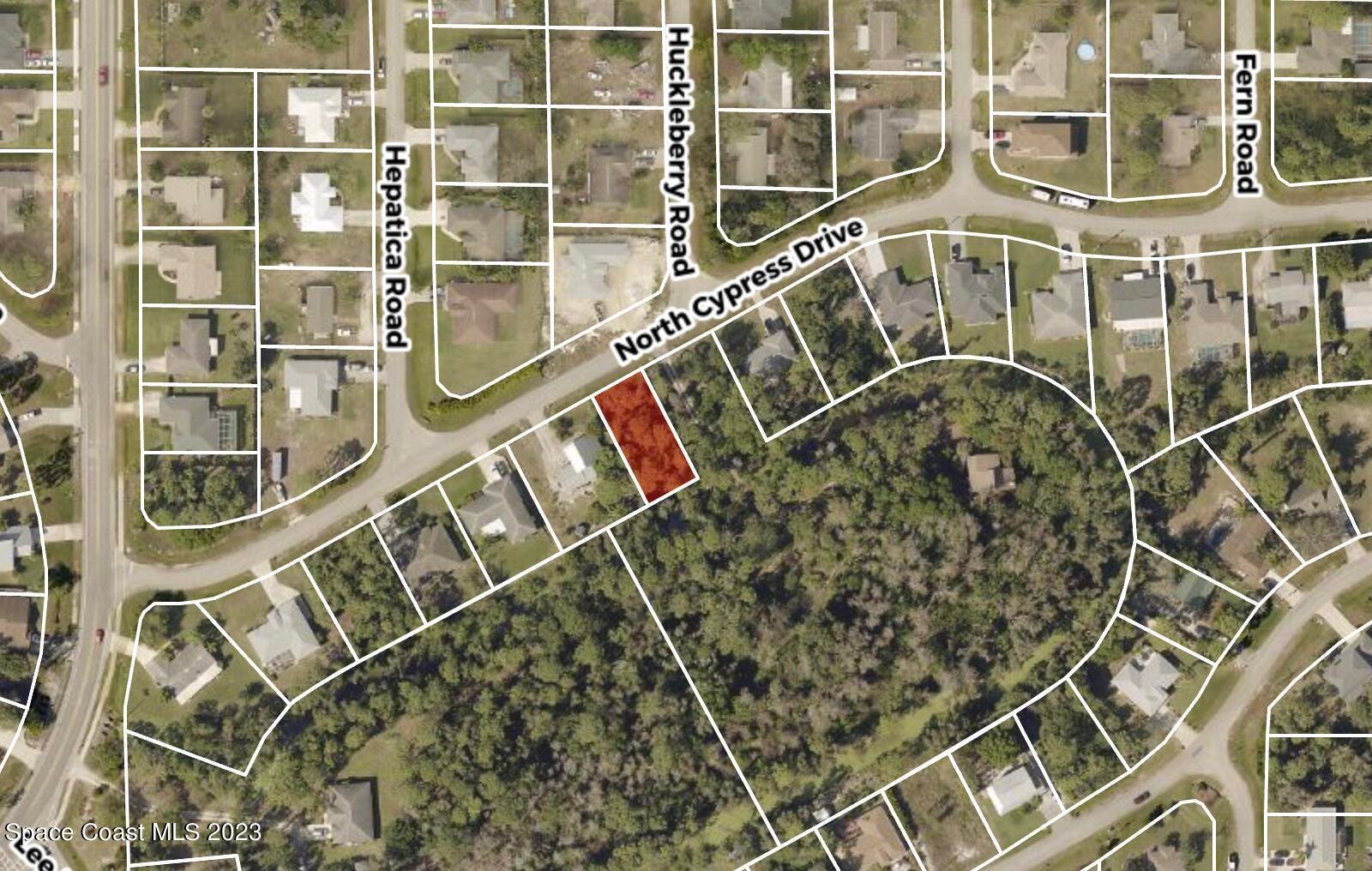 8292 Cypress Dr N, Fort Myers, FL 33916