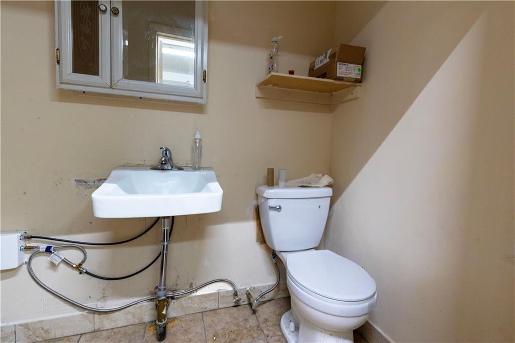 2812 Harway Ave, Brooklyn, NY 11214