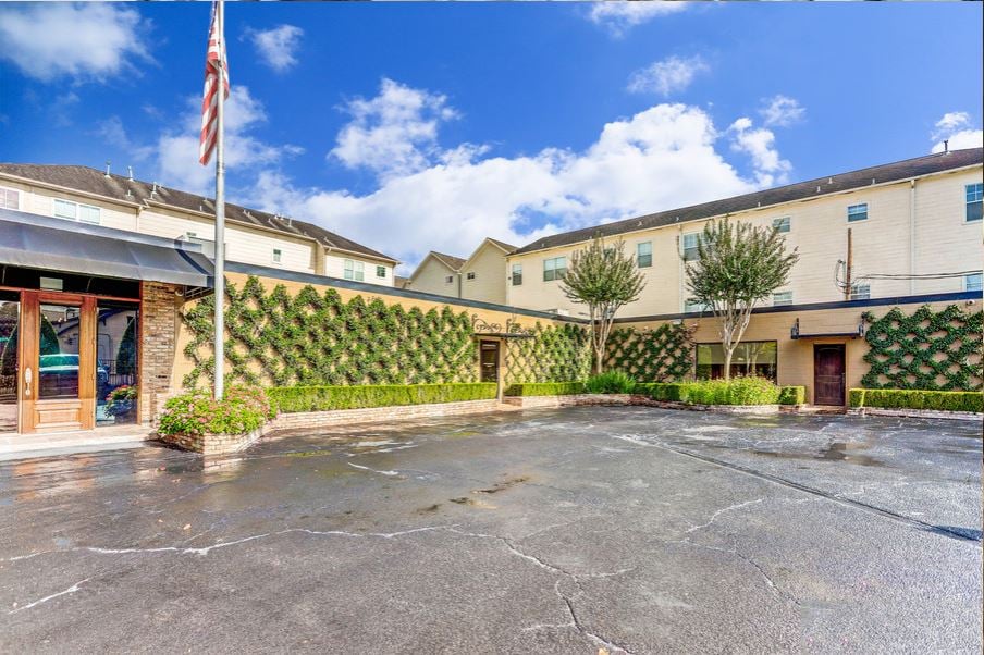 5910 Rose St, Houston, TX 77007