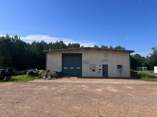 311 Whitehead Dr, Magnolia, AR 71753