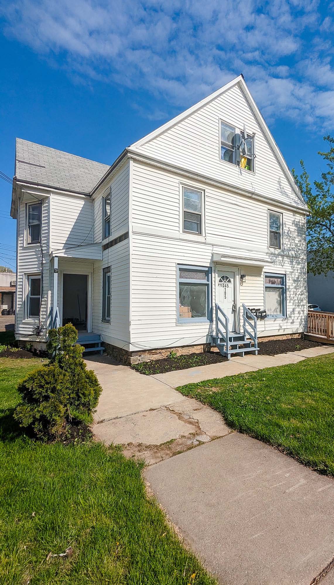 105 Madison Ave, Endicott, NY 13760
