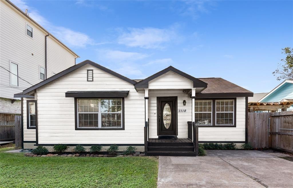 1118 W 21St St, Houston, TX 77008