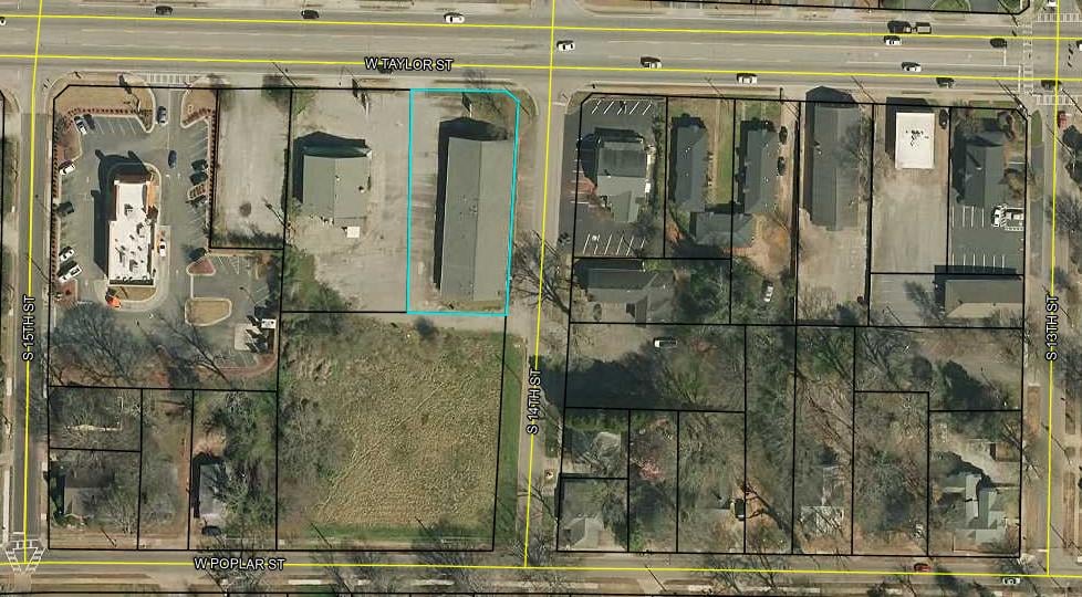 804 W Taylor St, Griffin, GA 30223