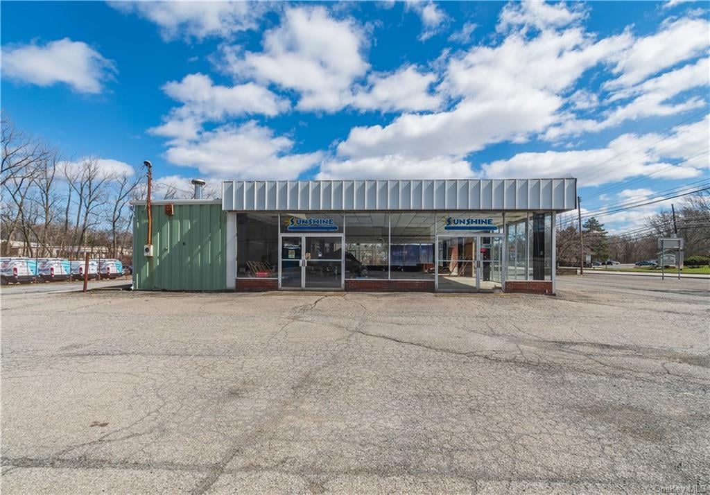 6 Route 17K, Newburgh, NY 12550