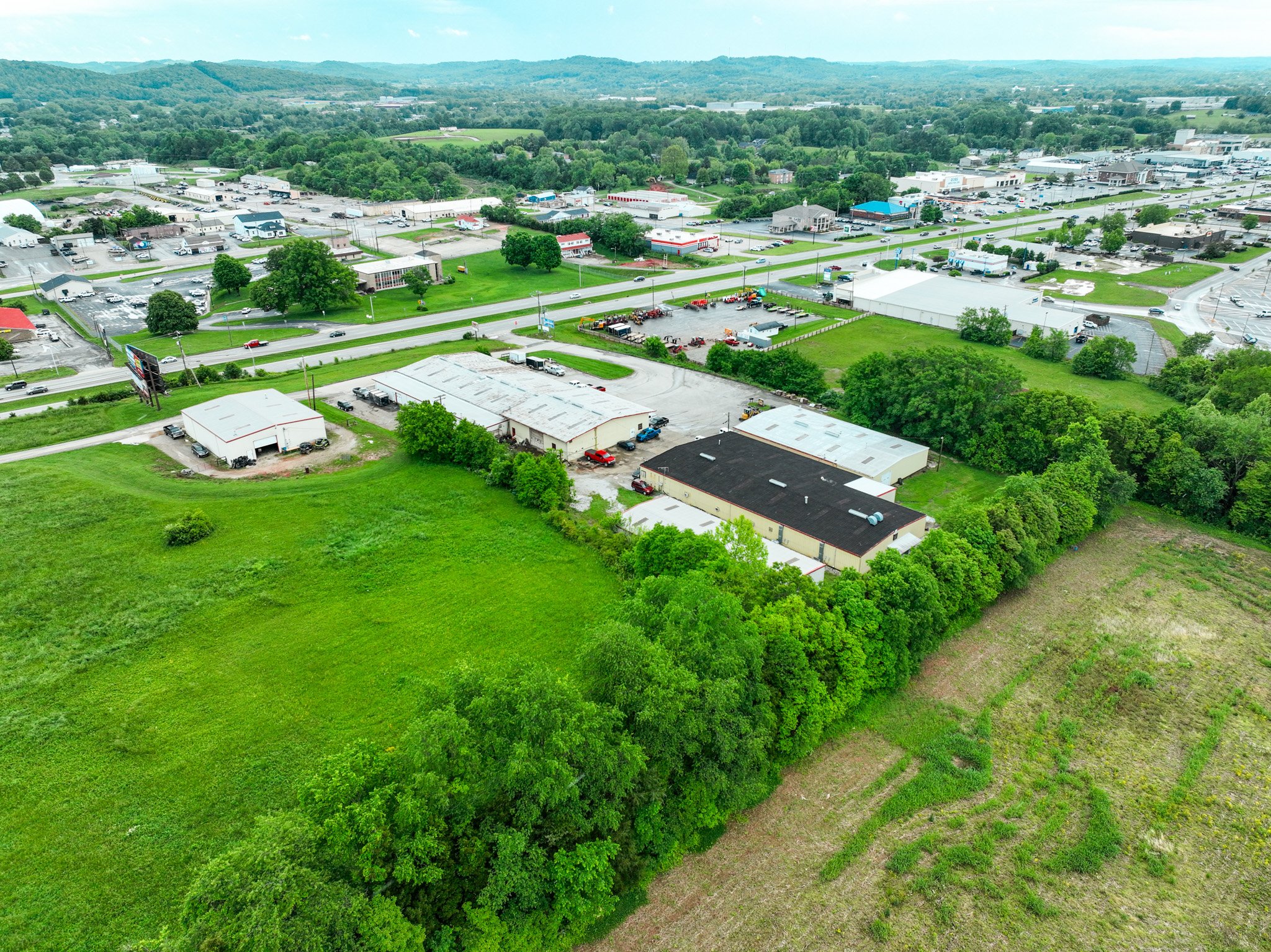 1635 Highway 27 S, Somerset, KY 42501