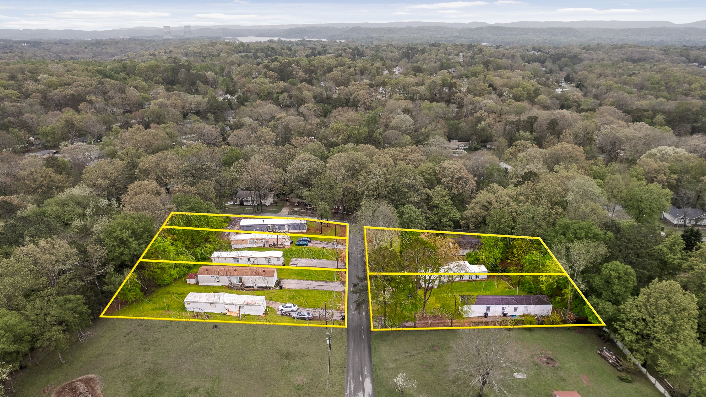 8903 Nelson Rd, Soddy Daisy, TN 37379