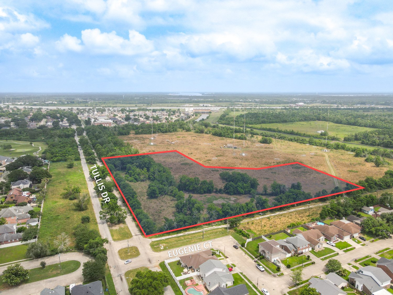 4611 Tullis Dr, New Orleans, LA 70131