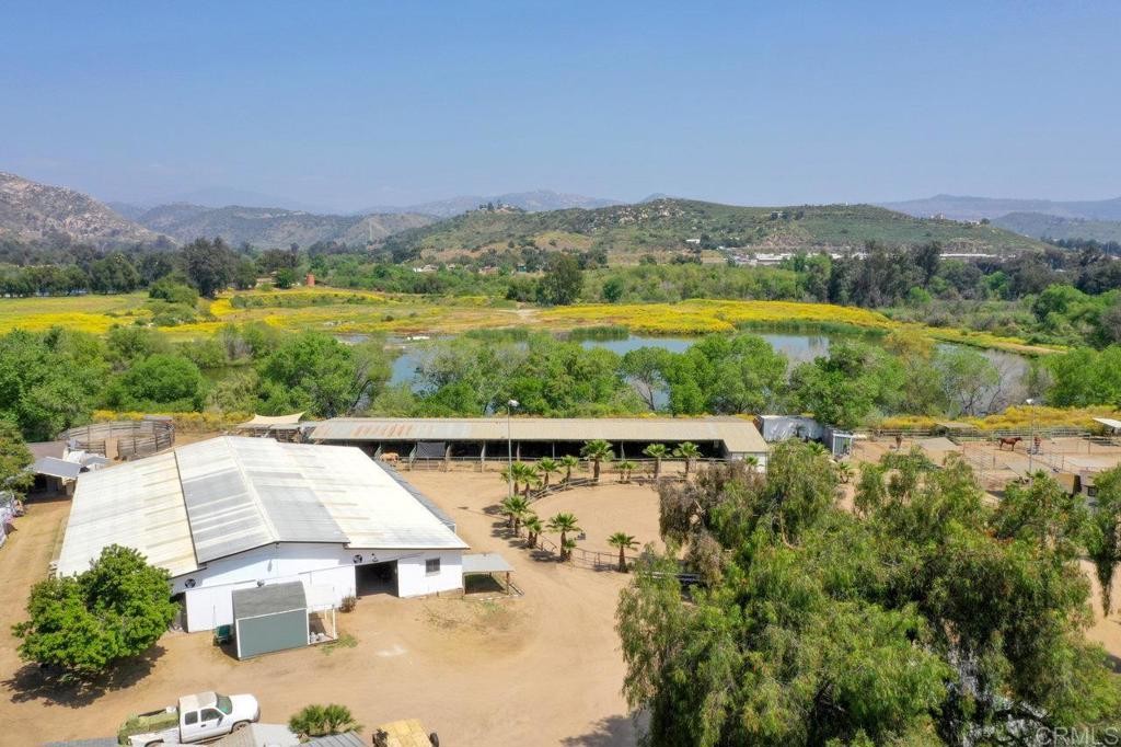12307 Willow Rd, Lakeside, CA 92040