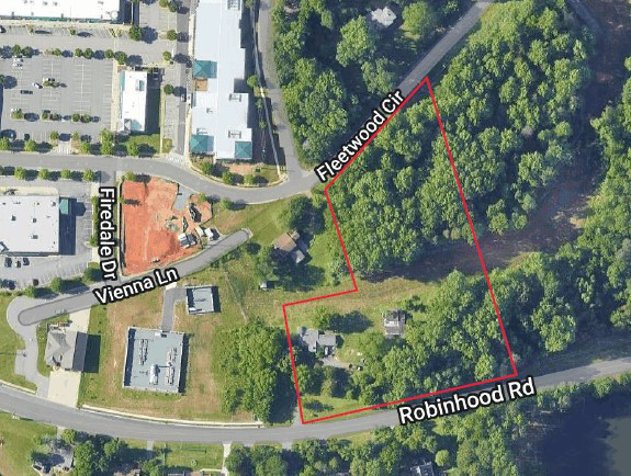 5125 Robinhood Rd, Winston-Salem, NC 27106