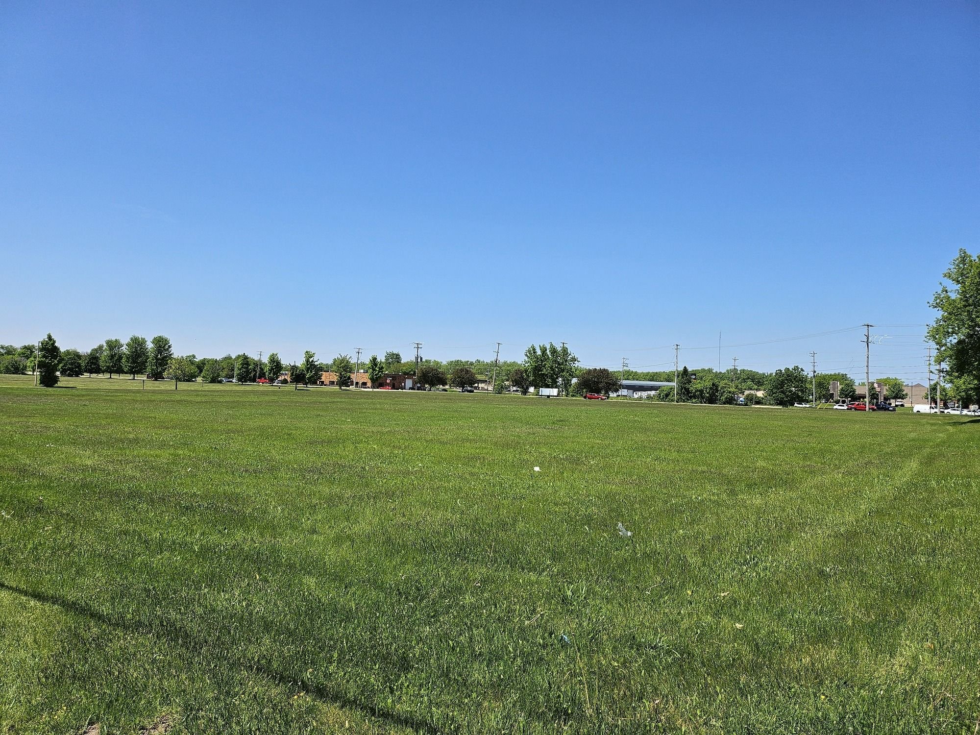 Kaper Dr, Cary, IL 60013