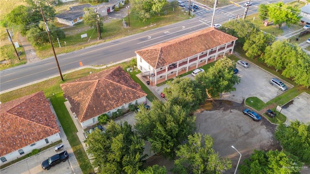 608 Buena Vista Dr, Weslaco, TX 78596
