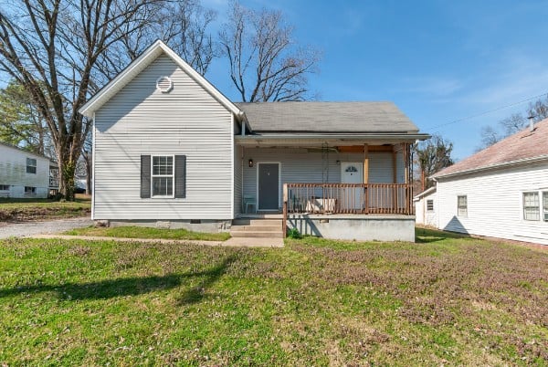1510 S Main St, Columbia, TN 38401
