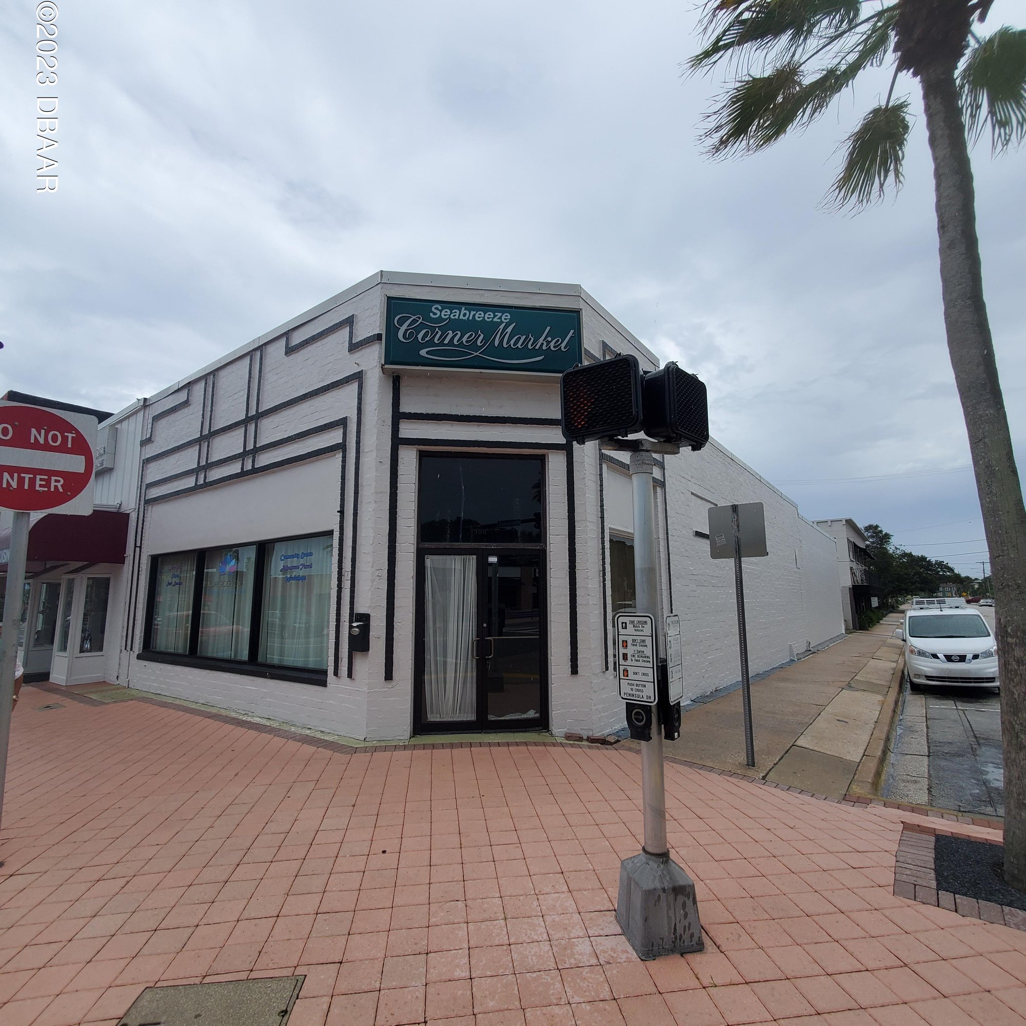 300 Seabreeze Blvd, Daytona Beach, FL 32118
