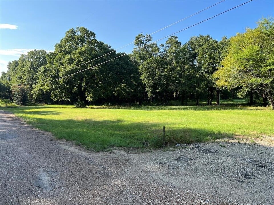 239 Vz County Road 2122, Canton, TX 75103