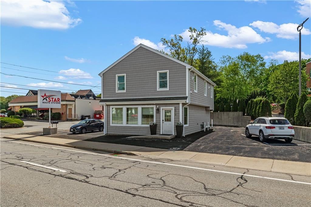 5670 Post Rd, East Greenwich, RI 02818