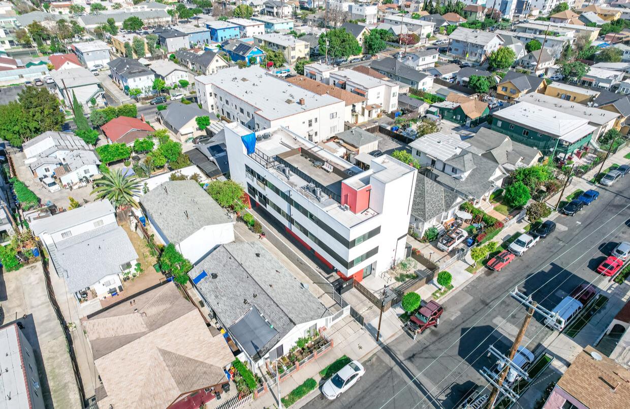 1229 S Kingsley Dr, Los Angeles, CA 90006