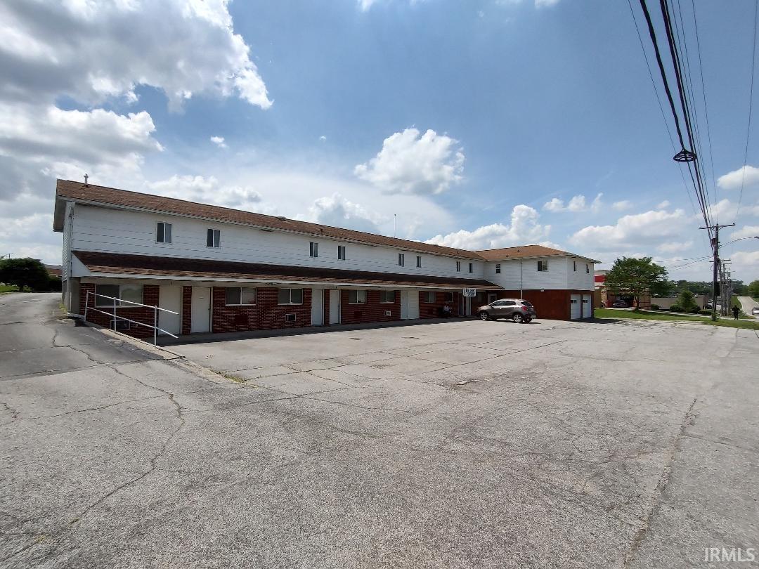 5634 W Jefferson Blvd, Fort Wayne, IN 46804
