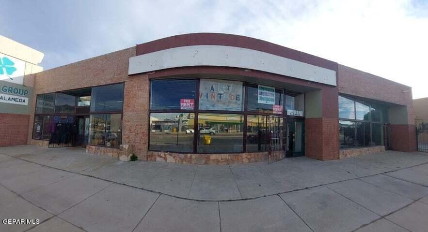 2914 Alameda Ave, El Paso, TX 79905