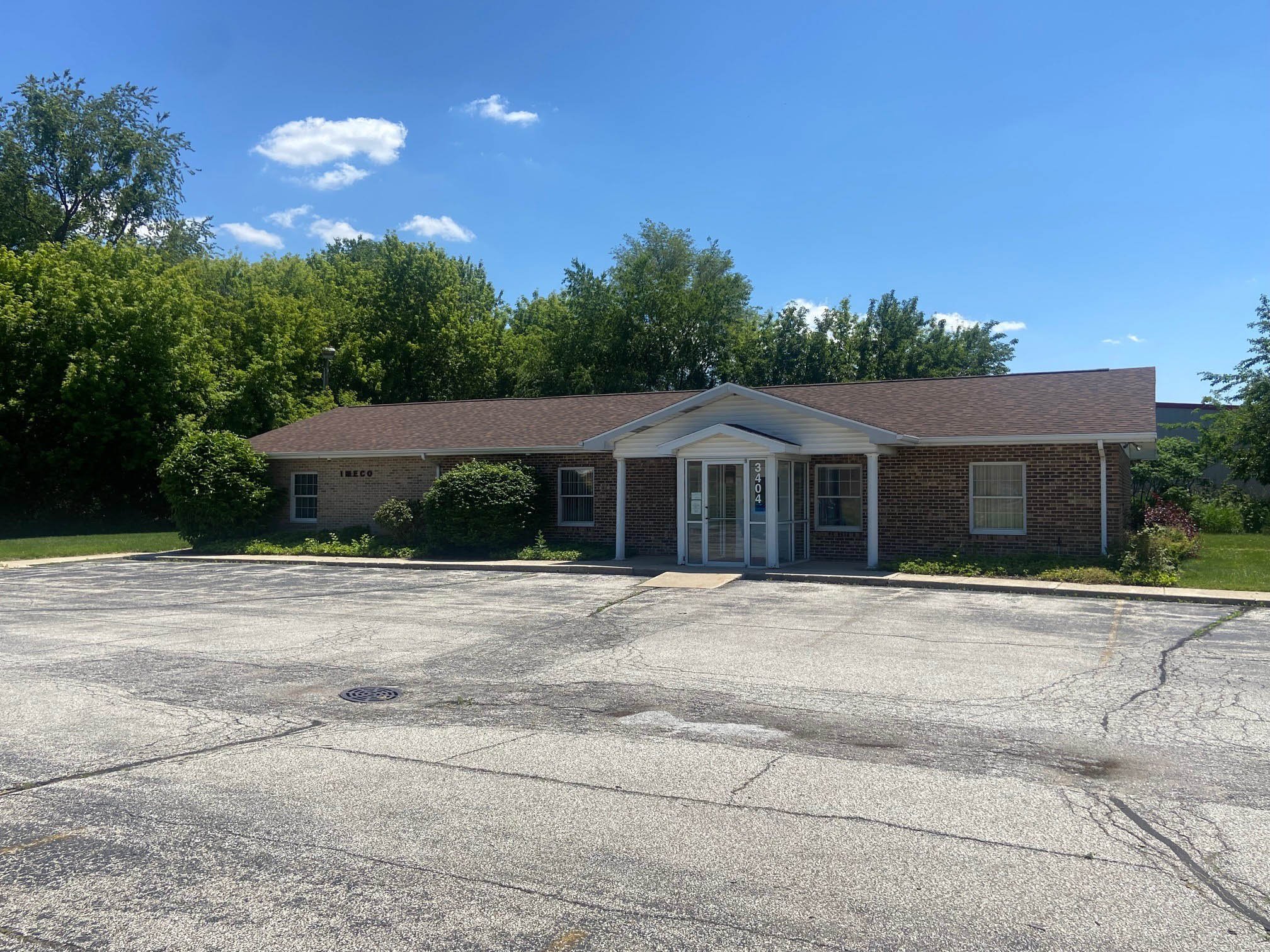 3404 Boland Dr, South Bend, IN 46628