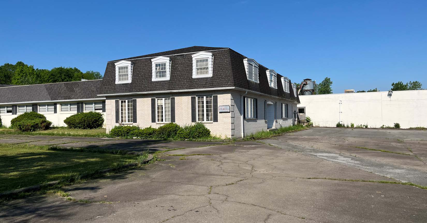 352 Center St, Caledonia, NY 14423