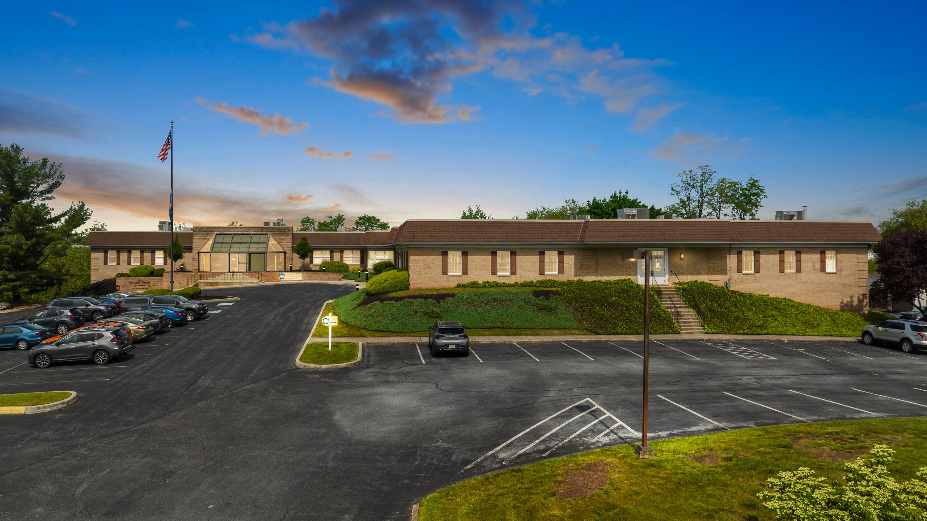 3240 Schoolhouse Rd, Middletown, PA 17057