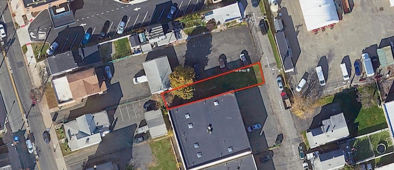 111 Meadow St, Hackensack, NJ 07601