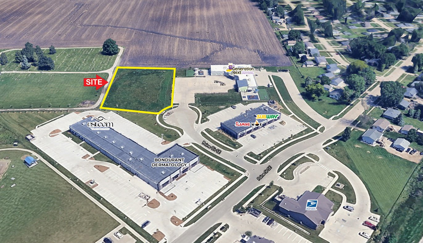 92 Paine Cir SE, Bondurant, IA 50035