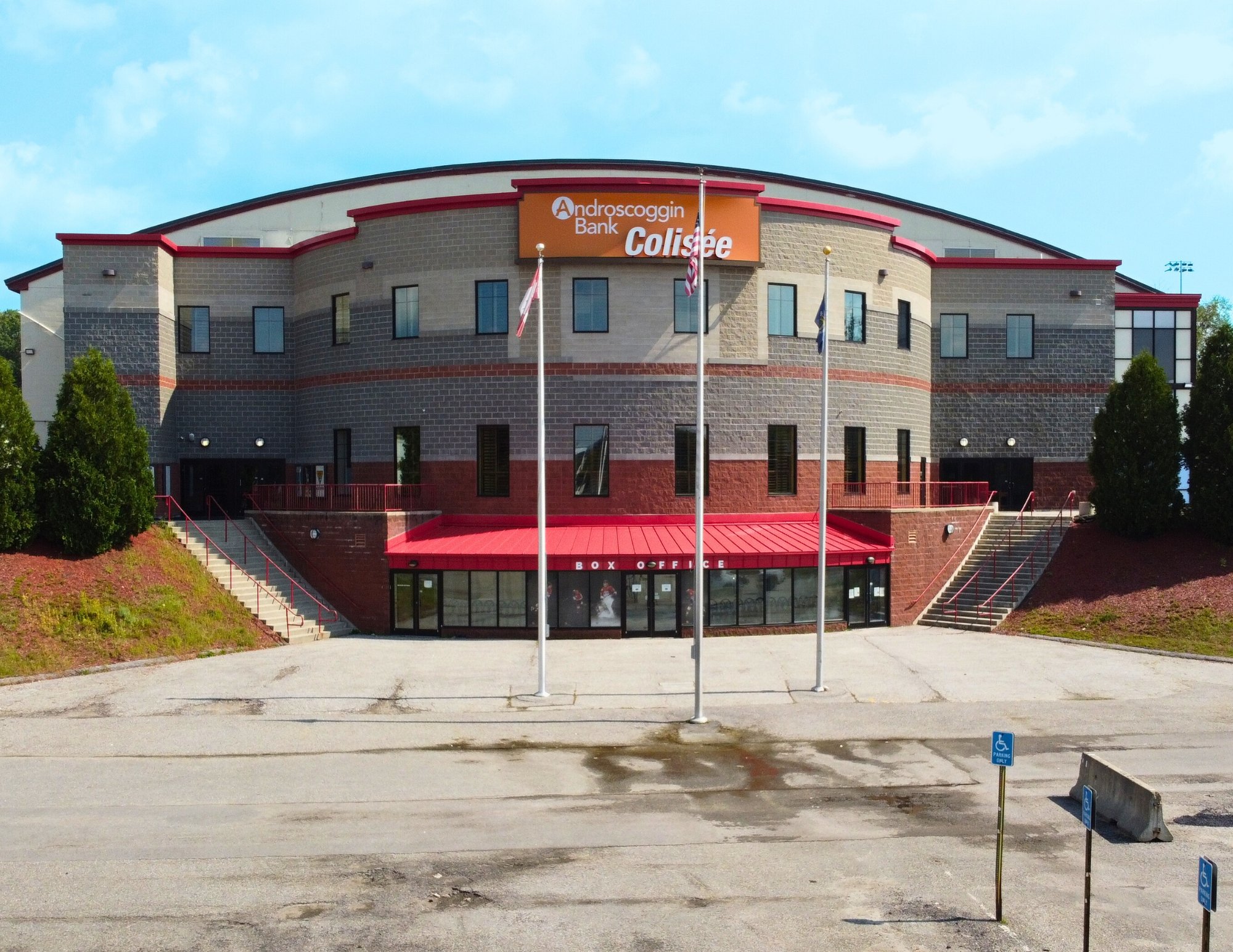 190 Birch St, Lewiston, ME 04240