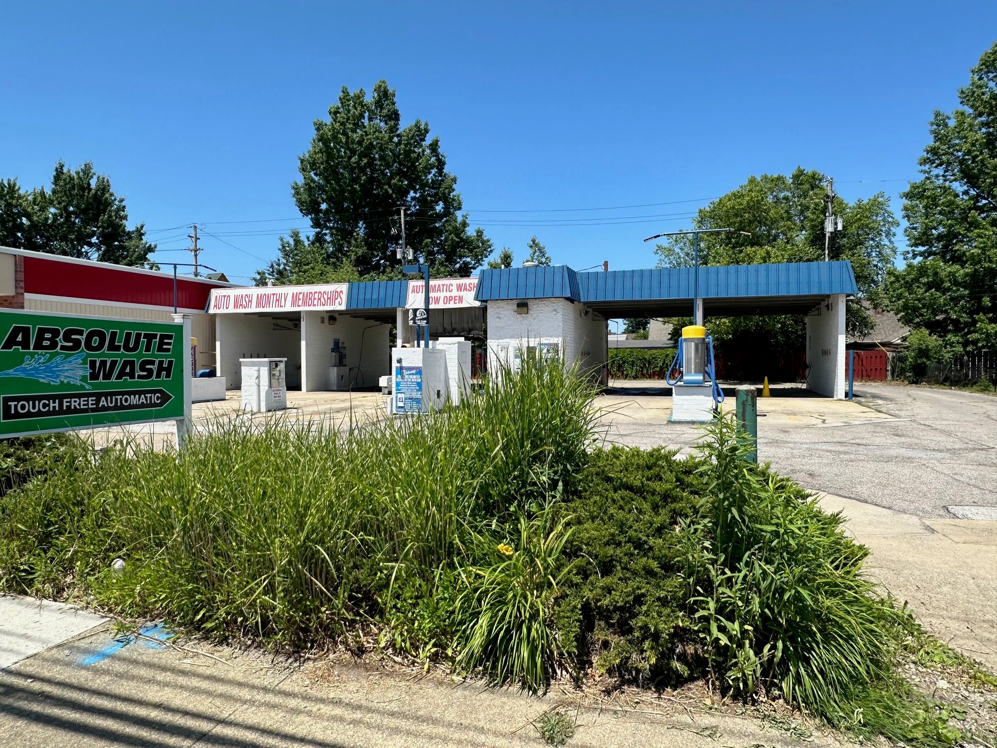 29007 Lake Shore Blvd, Willowick, OH 44095