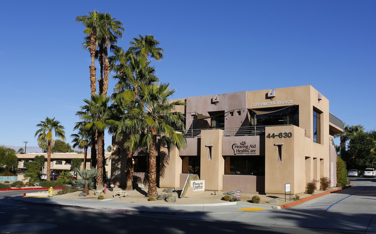 44630 Monterey Ave, Palm Desert, CA 92260