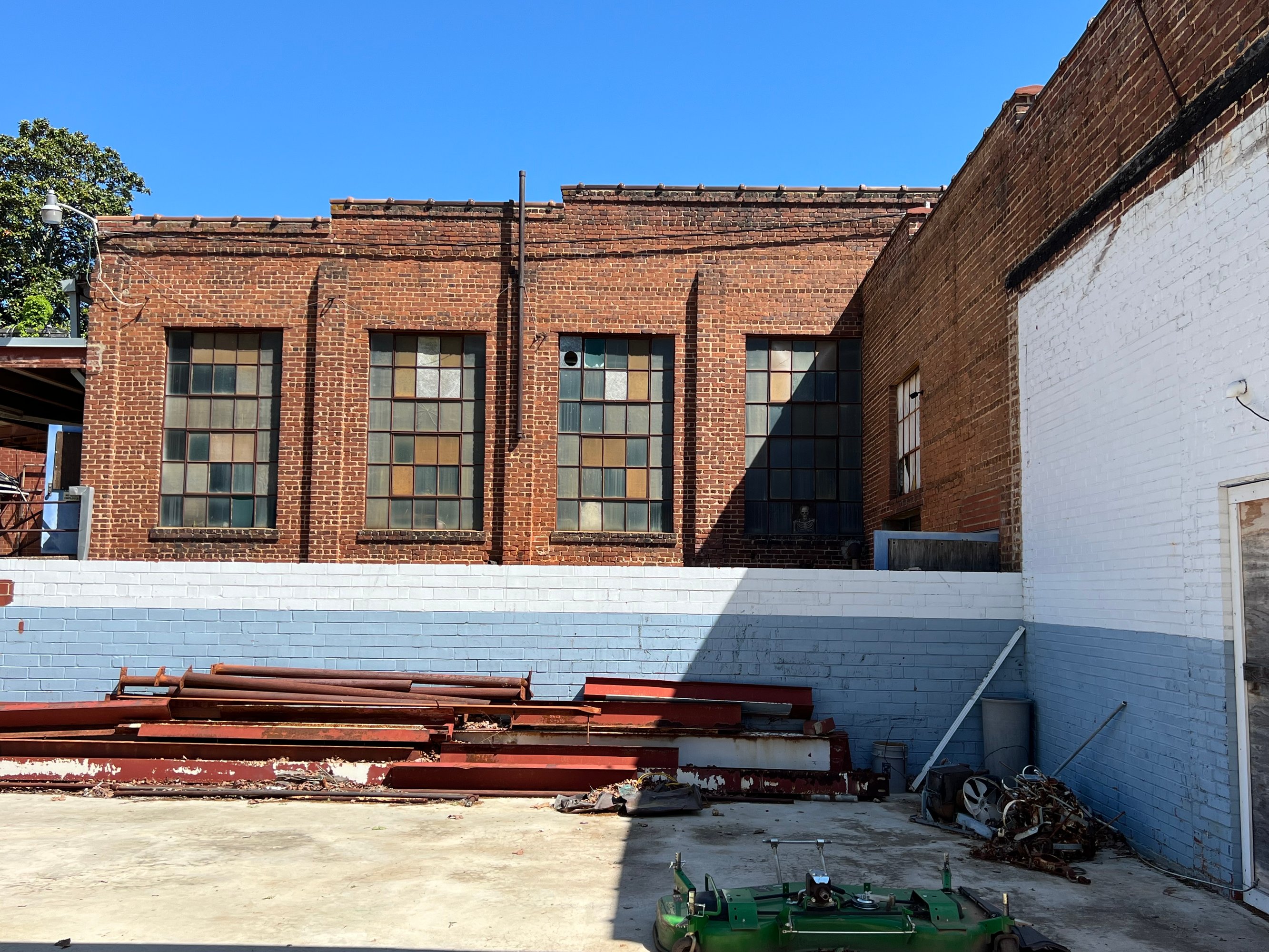 2101 N Main Ave, Newton, NC 28601